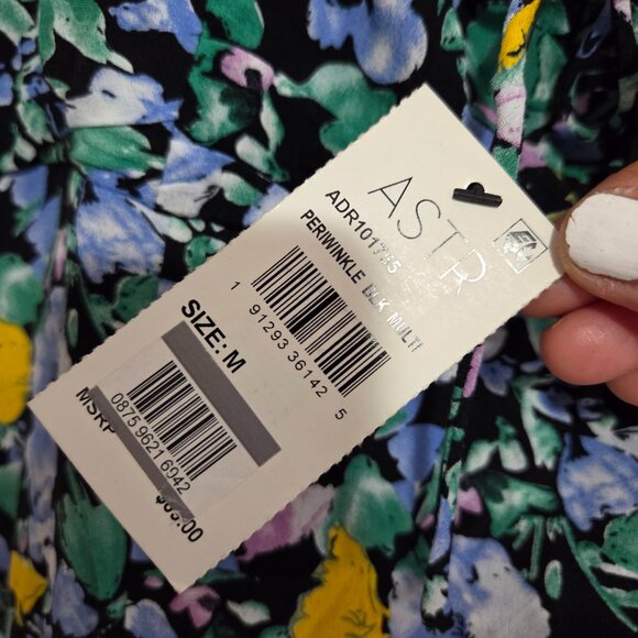 NWT ASTR THE LABEL FLORAL SWEETHEART NECK FLORAL DRESS SIZE MEDIUM - Picture 12 of 16